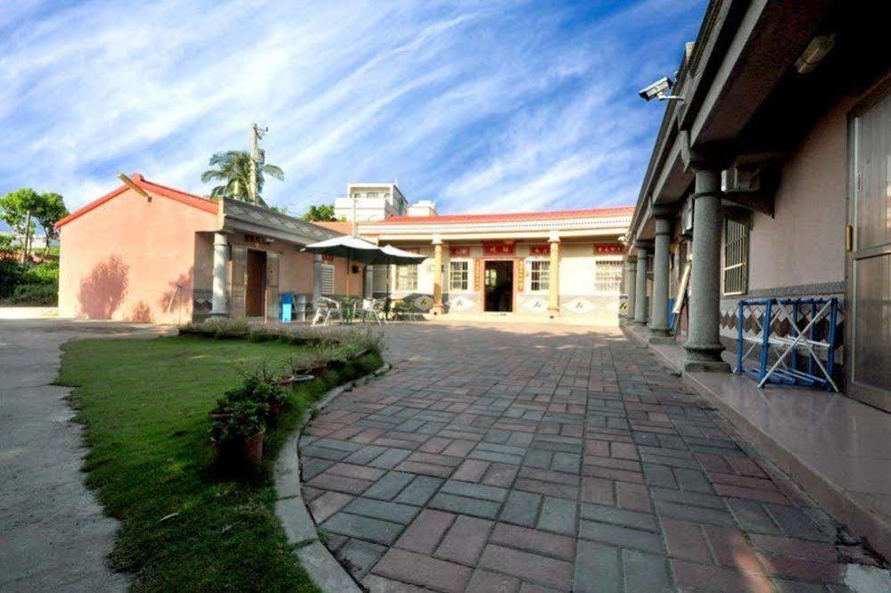Haichian Hostel Xiaoliuqiu Exteriör bild